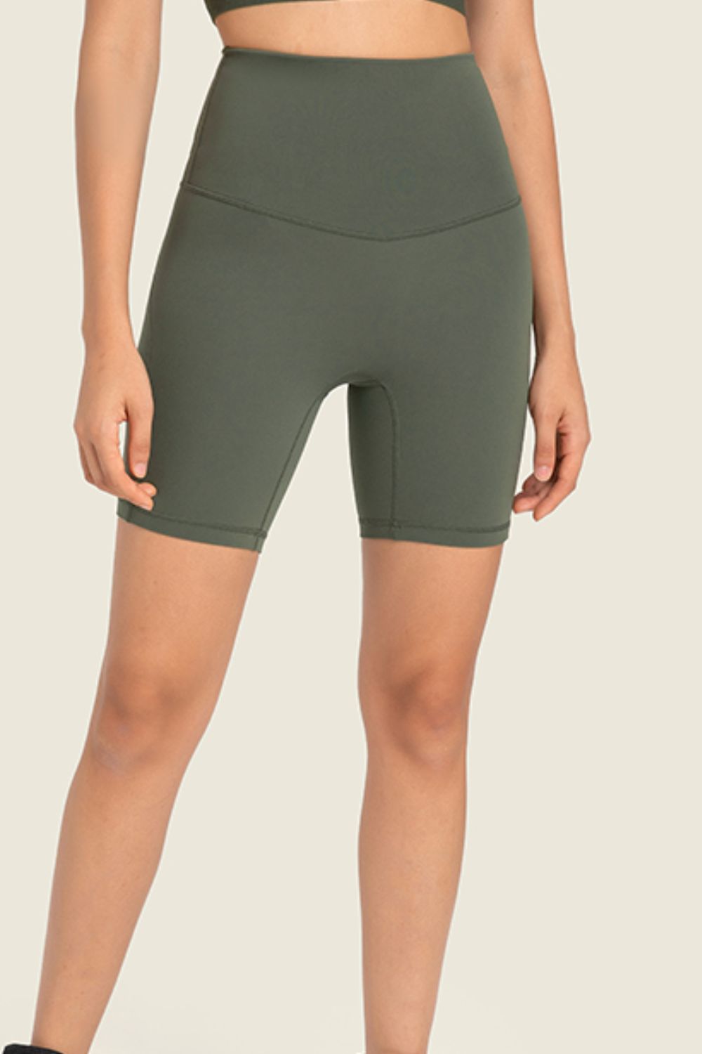 Seamless High-Rise Wide Waistband Biker Shorts - Green / 4